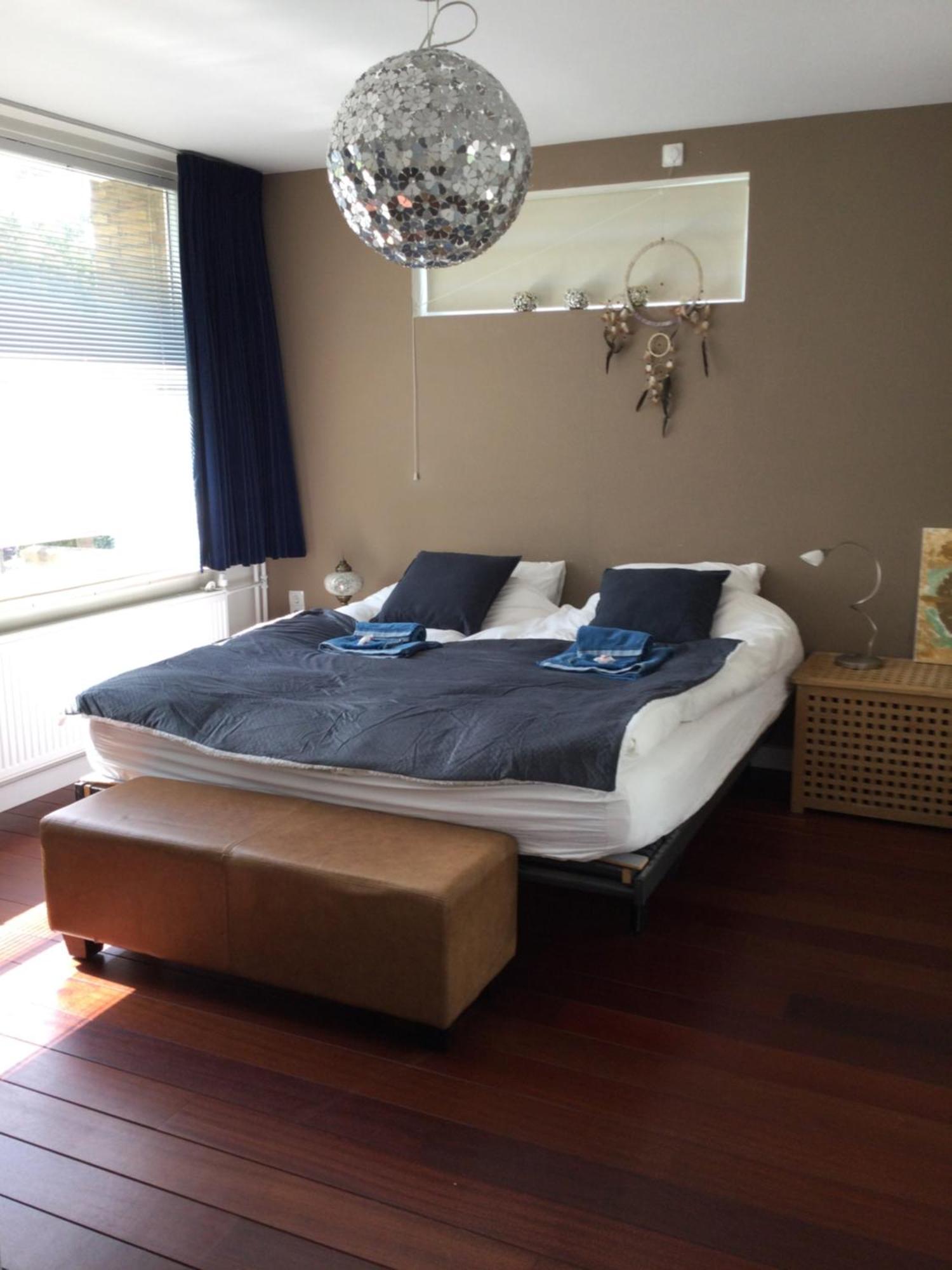 Villa Cosy Central Incl Jacuzzi Near Trainstation, Beach And City Heemstede Exterior photo