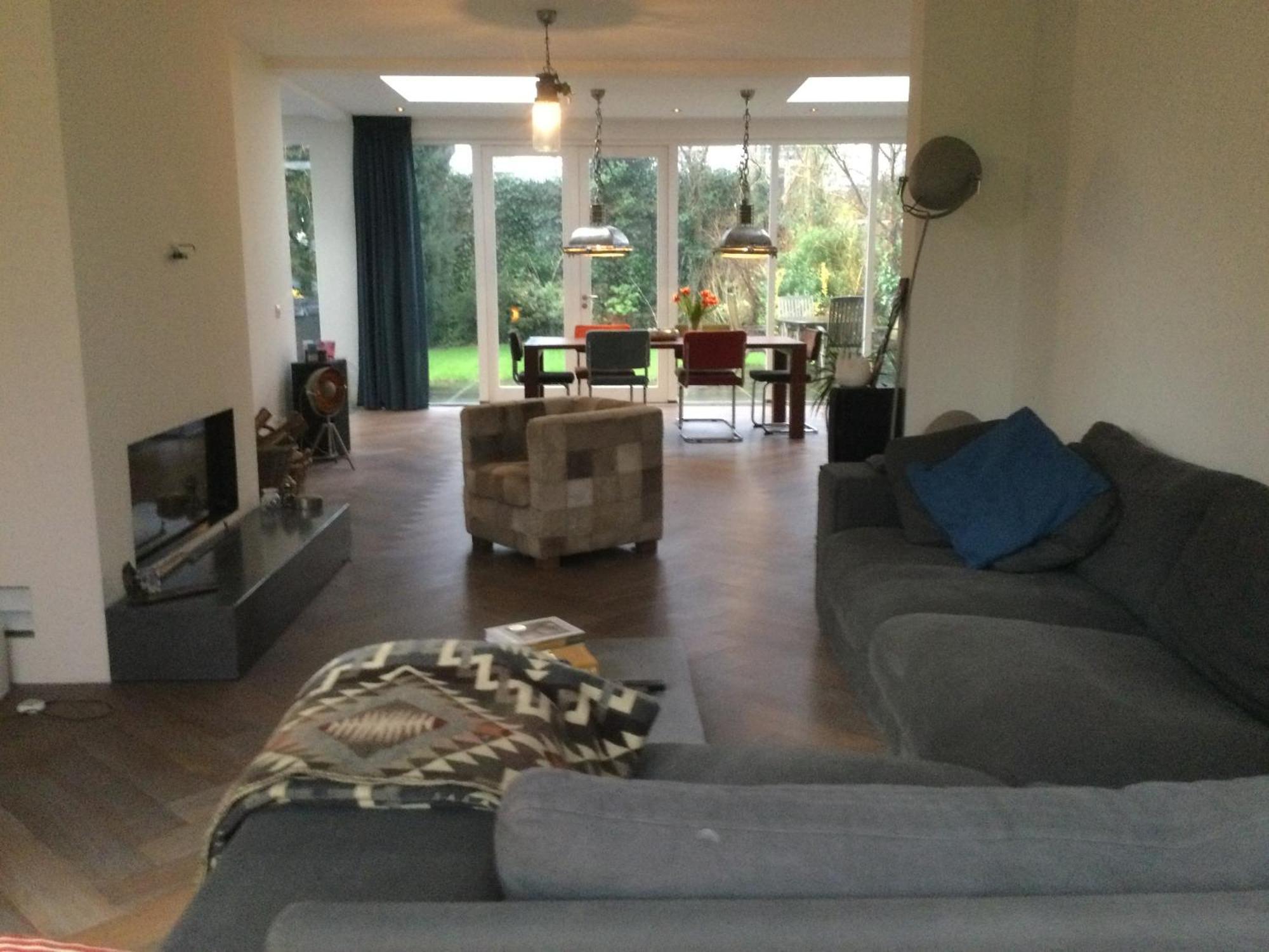 Villa Cosy Central Incl Jacuzzi Near Trainstation, Beach And City Heemstede Exterior photo